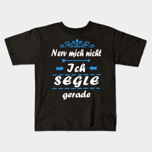 Segelboot Segeln Wind Freiheit Segeltörn Mädchen Kids T-Shirt